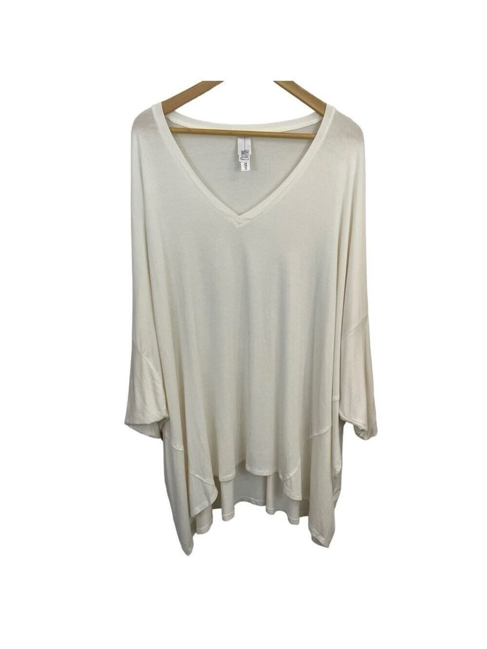 WynneLayers T-Shirt Tunic Top Womens 3X Cream Off-White Comfy Casual Basic VGUC